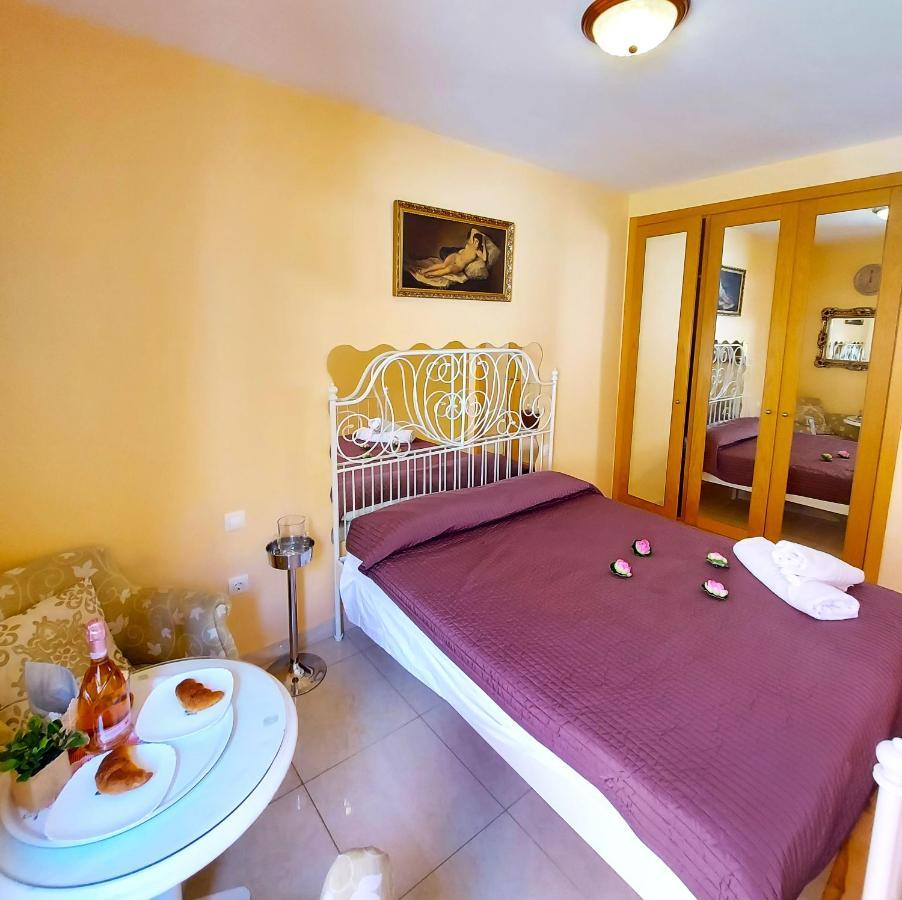 Small Apartment, Adeje House Wifi Free Costa Adeje  Exterior photo
